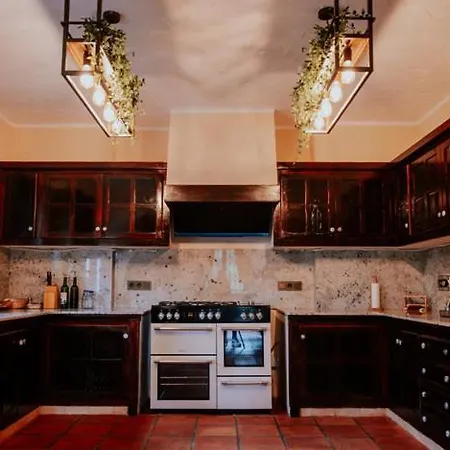 Hostel Cotanda - Casa De Montana Aislada En El Macizo Del Penyagolosa